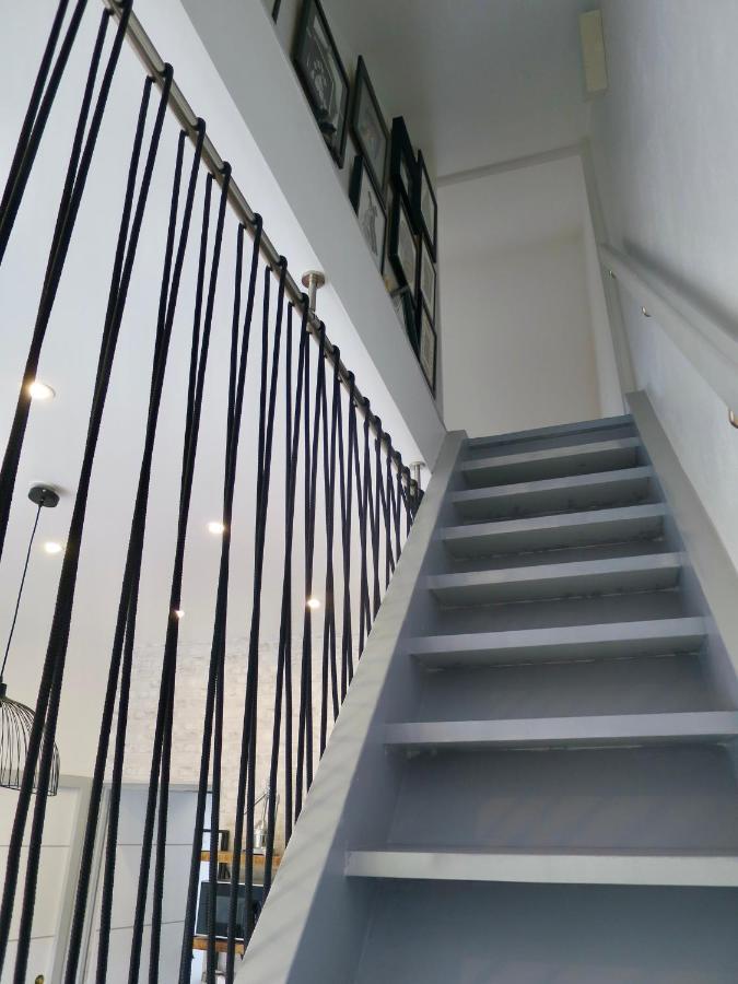 Duplex Contemporain Terrasse Exterieure Parking Daire Leves Dış mekan fotoğraf
