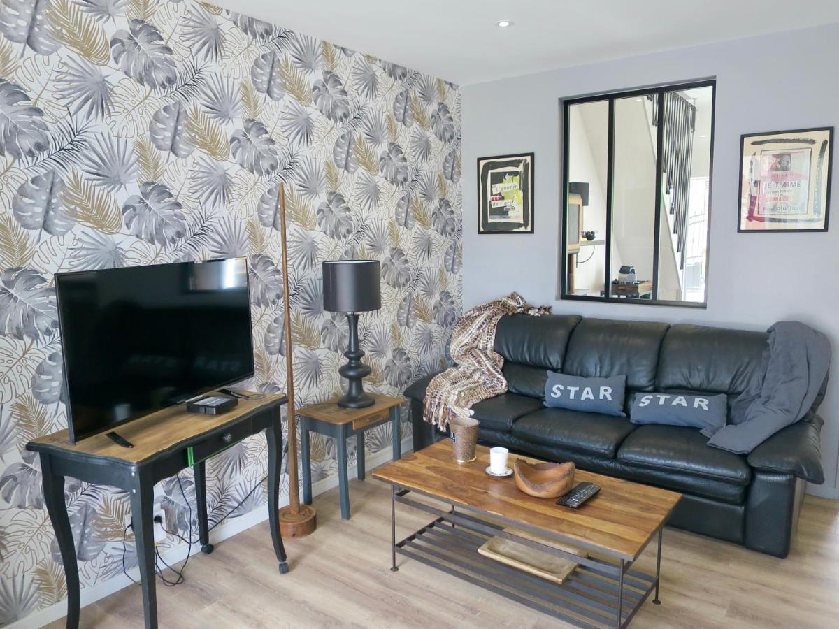 Duplex Contemporain Terrasse Exterieure Parking Daire Leves Dış mekan fotoğraf